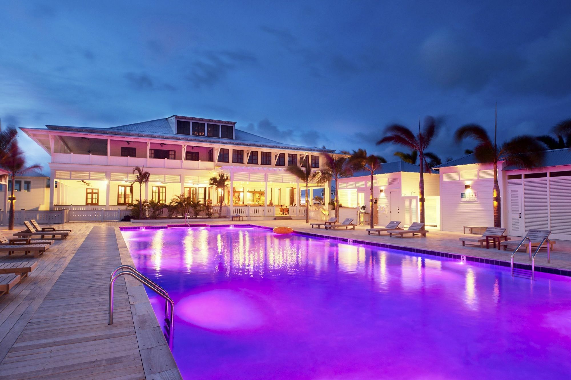 Mahogany Bay Homes San Pedro  Exterior photo